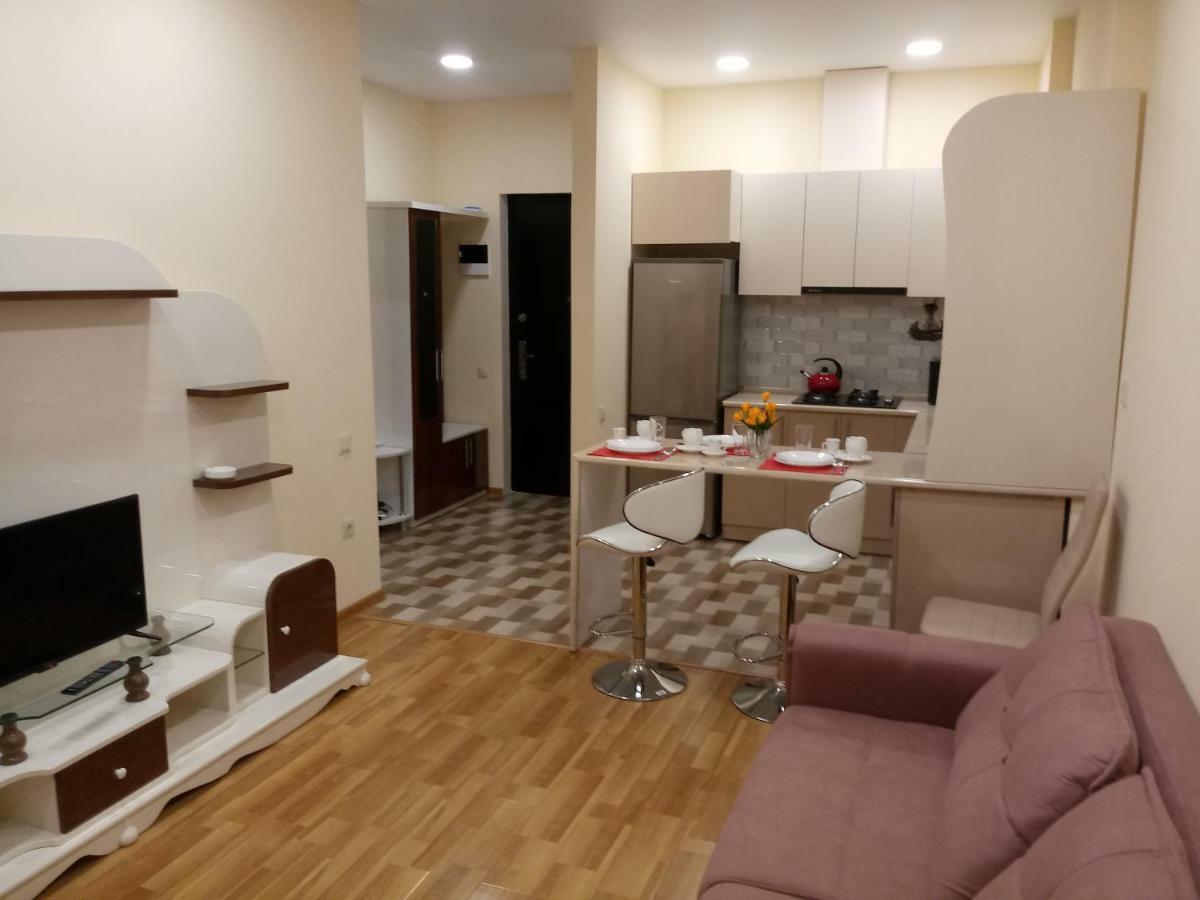 דירות Flat in Batumi city centre מראה חיצוני תמונה