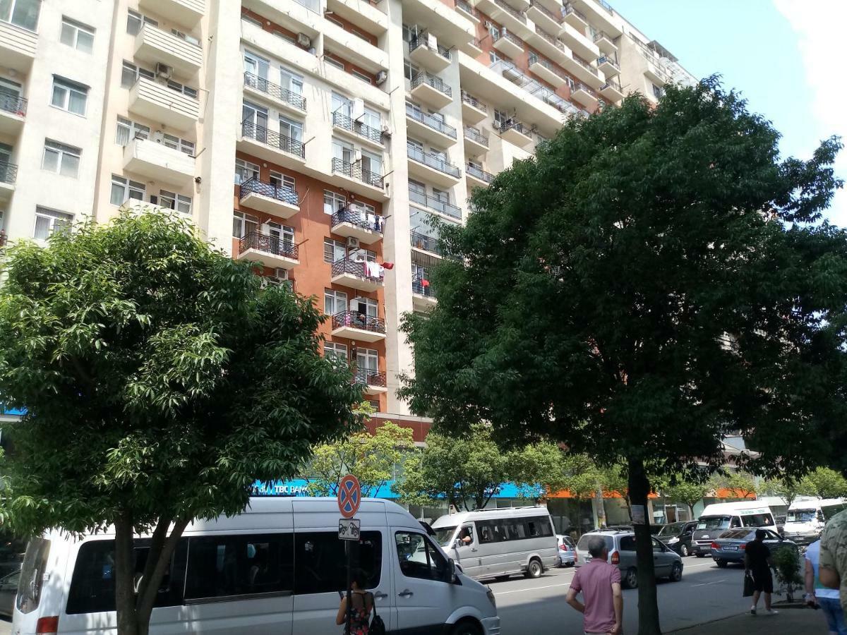 דירות Flat in Batumi city centre מראה חיצוני תמונה
